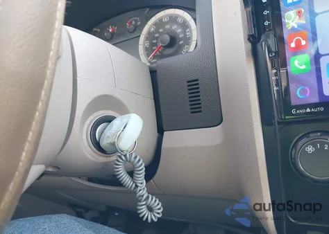 2009 Ford Escape Xlt from USA, damaged, VIN 1FMCU93G99KC68105